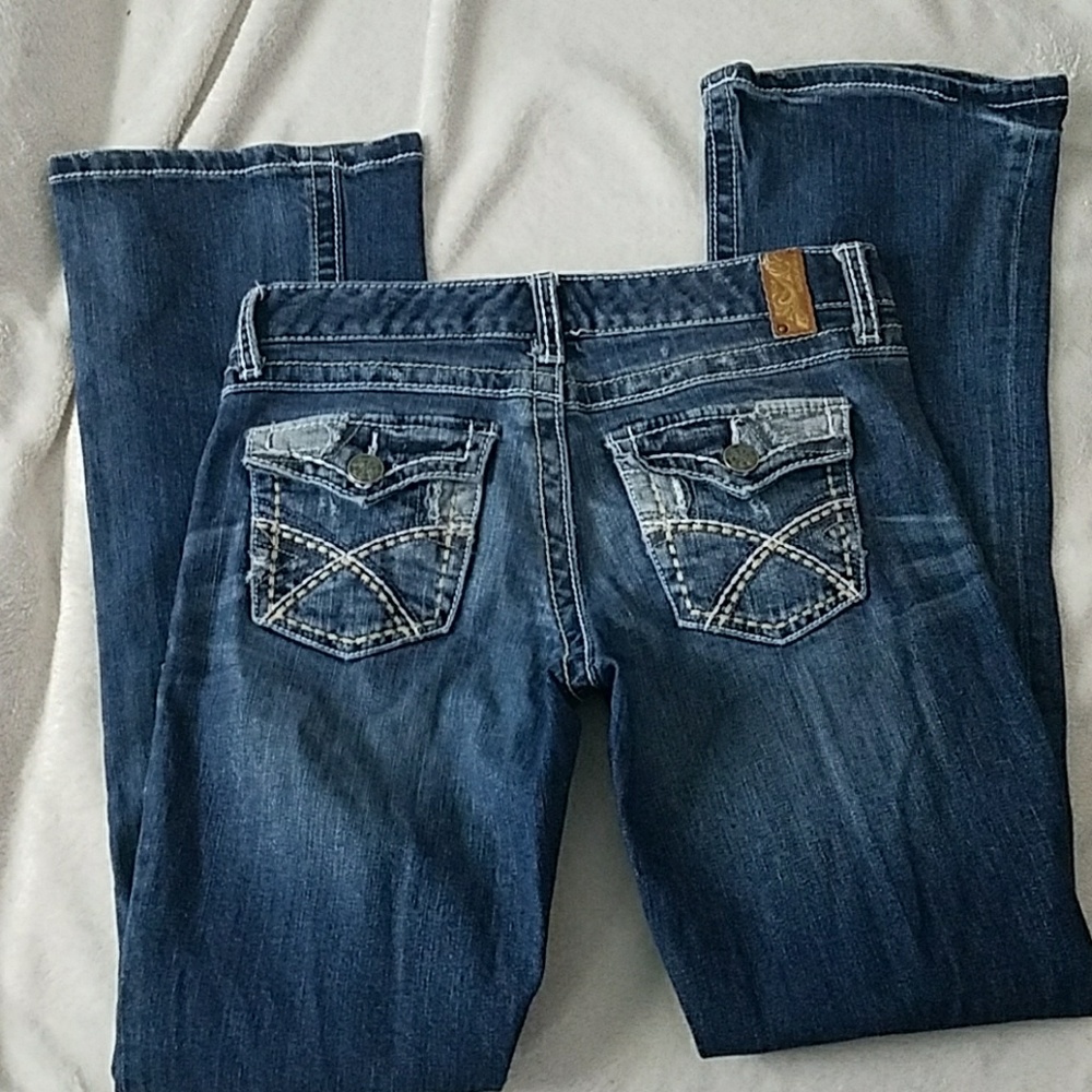 Maurices size 3/4 jeans